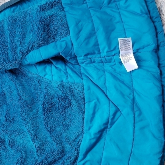 the North Face jacket.  USED - Picture 15 of 17